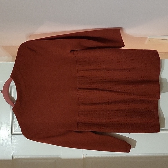 Cardigan - Picture 2 of 3